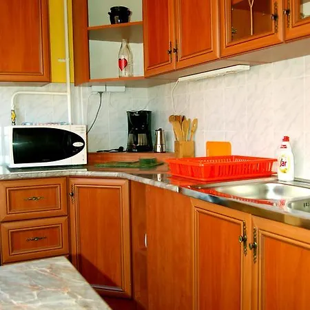 Апартаменты Dorisz Apartman